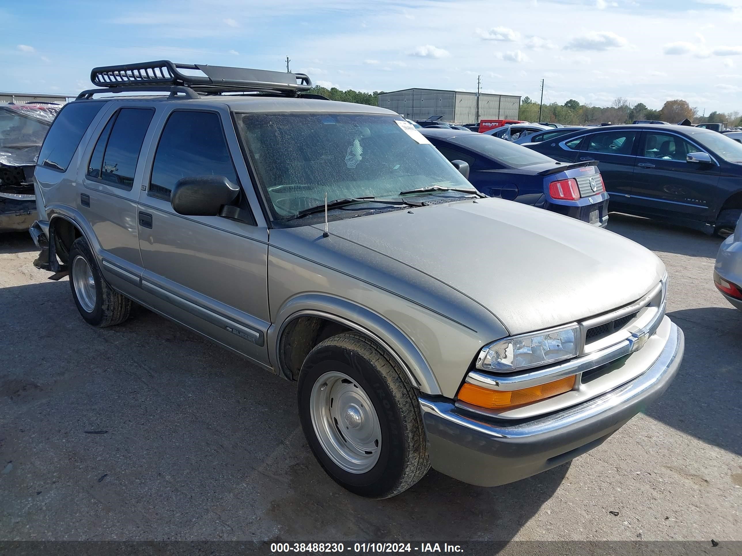 Photo 0 VIN: 1GNCS13W41K203578 - CHEVROLET BLAZER 