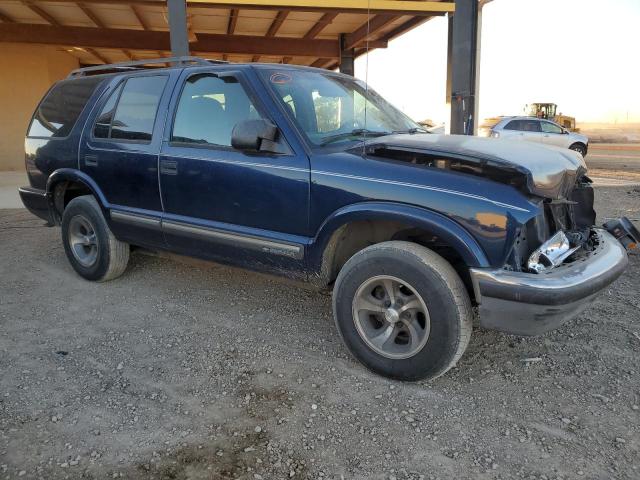 Photo 3 VIN: 1GNCS13W5YK290238 - CHEVROLET BLAZER 