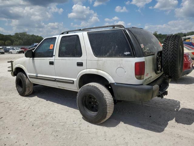 Photo 1 VIN: 1GNCS13W612123540 - CHEVROLET BLAZER 