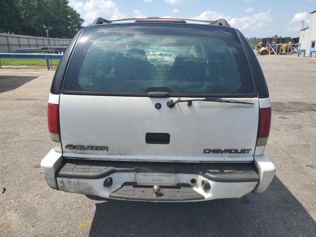 Photo 5 VIN: 1GNCS13W6W2279858 - CHEVROLET BLAZER 