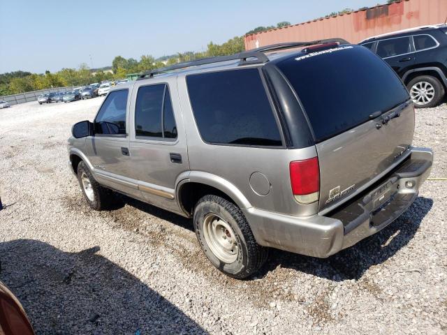 Photo 1 VIN: 1GNCS13WX2K201402 - CHEVROLET BLAZER 