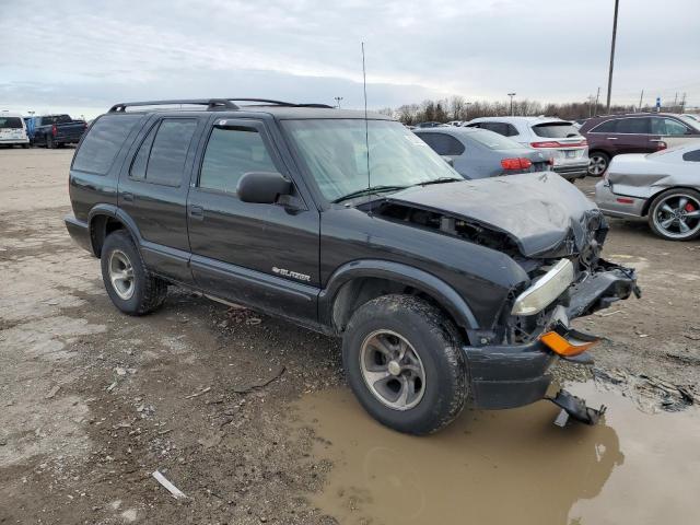 Photo 3 VIN: 1GNCS13WX2K222881 - CHEVROLET BLAZER 