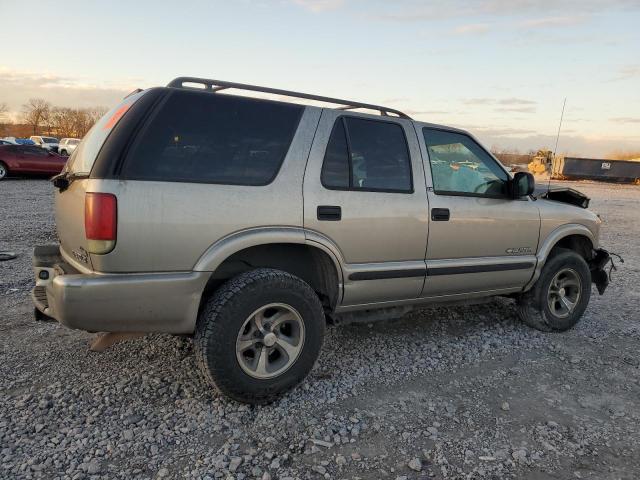 Photo 2 VIN: 1GNCS13X43K140817 - CHEVROLET BLAZER 