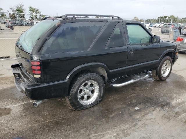 Photo 2 VIN: 1GNCS18W52K111907 - CHEVROLET BLAZER 