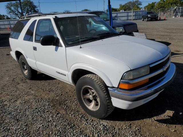 Photo 3 VIN: 1GNCS18W6XK214874 - CHEVROLET BLAZER 