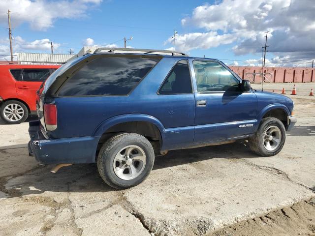 Photo 2 VIN: 1GNCS18W8YK190238 - CHEVROLET BLAZER 