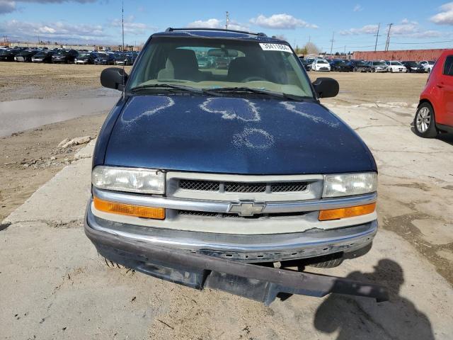 Photo 4 VIN: 1GNCS18W8YK190238 - CHEVROLET BLAZER 