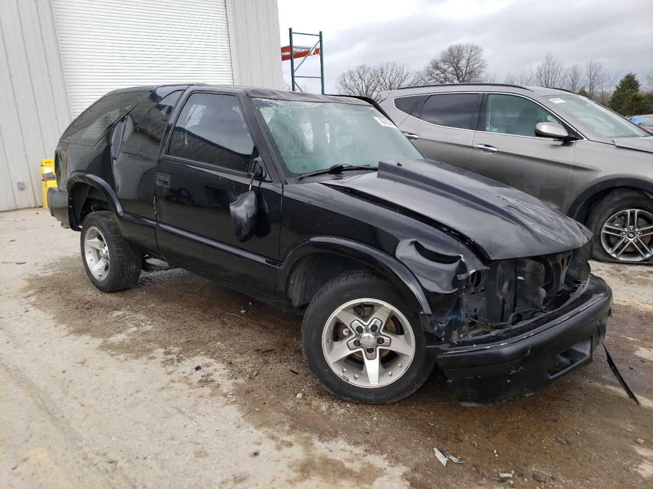 Photo 3 VIN: 1GNCS18X44K125616 - CHEVROLET BLAZER 