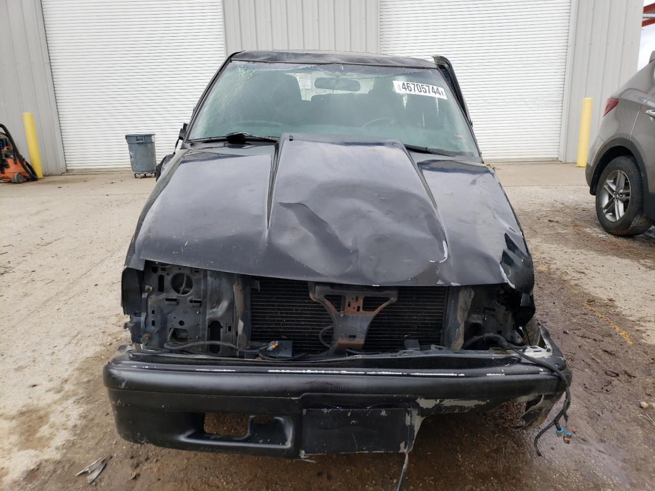 Photo 4 VIN: 1GNCS18X44K125616 - CHEVROLET BLAZER 