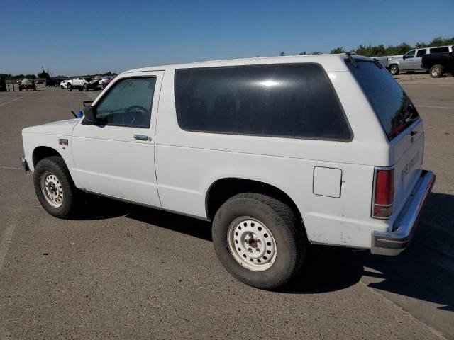 Photo 1 VIN: 1GNCT18R9H8130022 - CHEVROLET BLAZER 