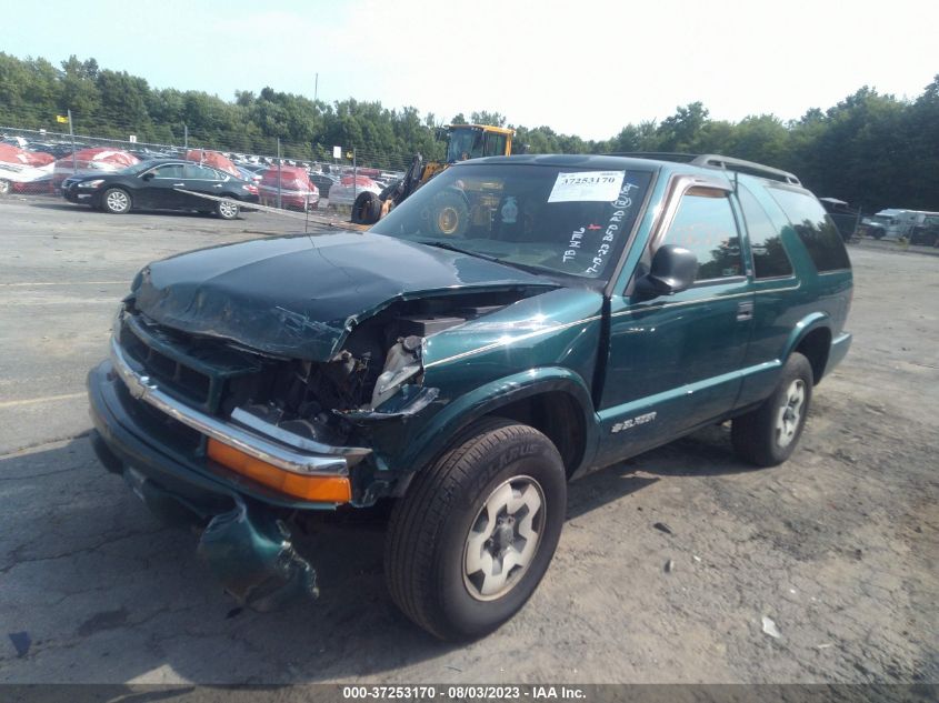 Photo 1 VIN: 1GNCT18W2WK231554 - CHEVROLET BLAZER 