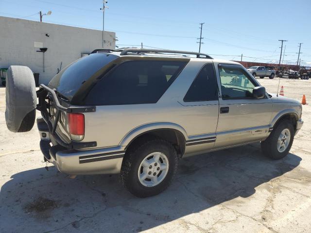 Photo 2 VIN: 1GNCT18W2XK151995 - CHEVROLET BLAZER 