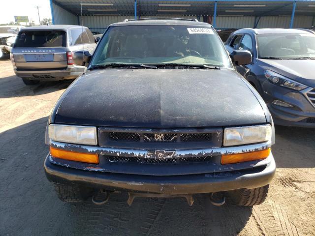 Photo 4 VIN: 1GNCT18W4YK104971 - CHEVROLET BLAZER 