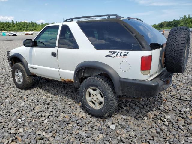 Photo 1 VIN: 1GNCT18W5YK131676 - CHEVROLET BLAZER 