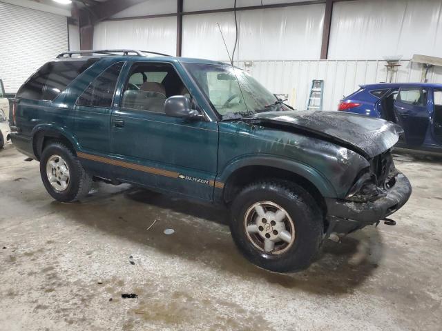 Photo 3 VIN: 1GNCT18W7TK133678 - CHEVROLET BLAZER 