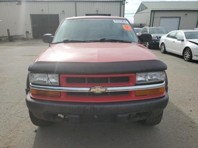 Photo 4 VIN: 1GNCT18W8YK155812 - CHEVROLET BLAZER 