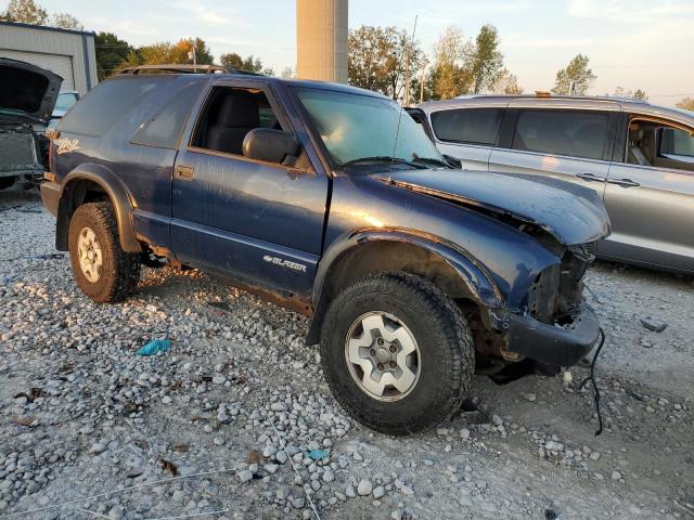 Photo 3 VIN: 1GNCT18X64K158226 - CHEVROLET BLAZER 