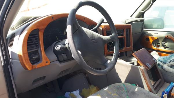 Photo 10 VIN: 1GNDM19W4VB172313 - CHEVROLET ASTRO 