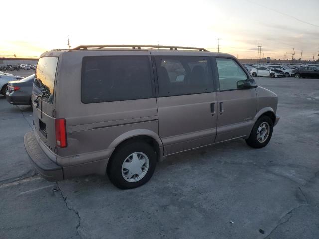 Photo 2 VIN: 1GNDM19W5WB211380 - CHEVROLET ASTRO 