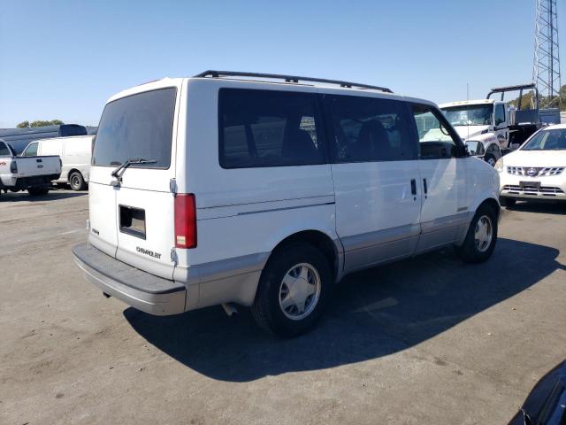 Photo 2 VIN: 1GNDM19W6YB138636 - CHEVROLET ASTRO 