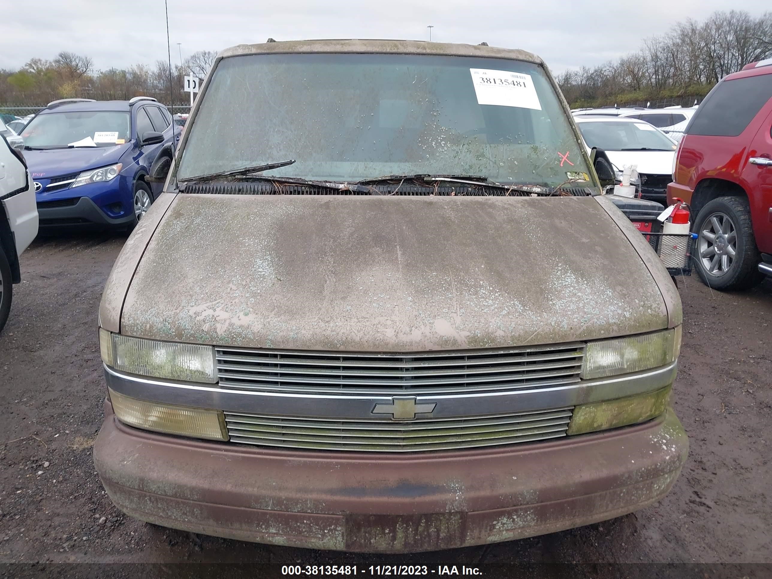 Photo 5 VIN: 1GNDM19W7SB133291 - CHEVROLET ASTRO 