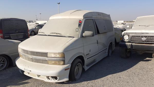 Photo 3 VIN: 1GNDM19W7TB145300 - CHEVROLET ASTRO 