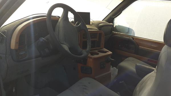 Photo 9 VIN: 1GNDM19W7TB145300 - CHEVROLET ASTRO 