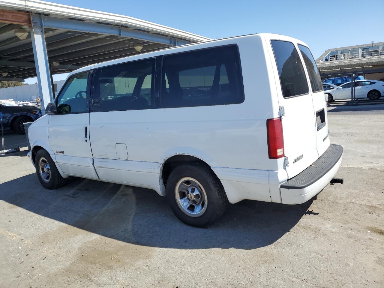 Photo 1 VIN: 1GNDM19W81B133279 - CHEVROLET ASTRO 