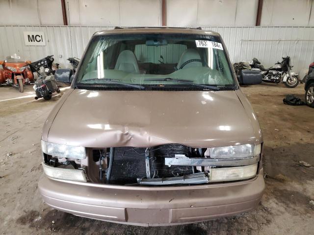 Photo 4 VIN: 1GNDM19W9YB201177 - CHEVROLET ASTRO 