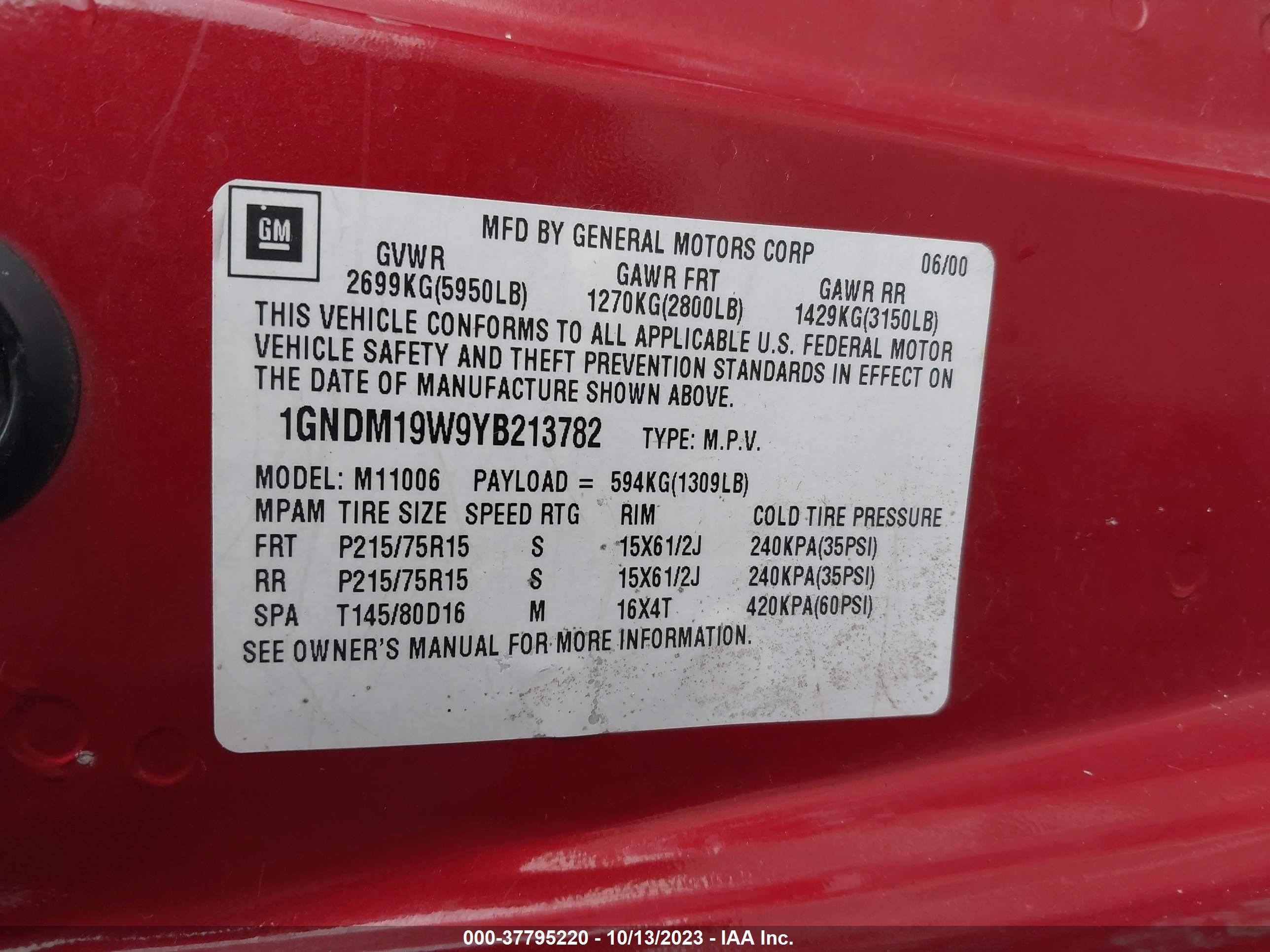 Photo 8 VIN: 1GNDM19W9YB213782 - CHEVROLET ASTRO 