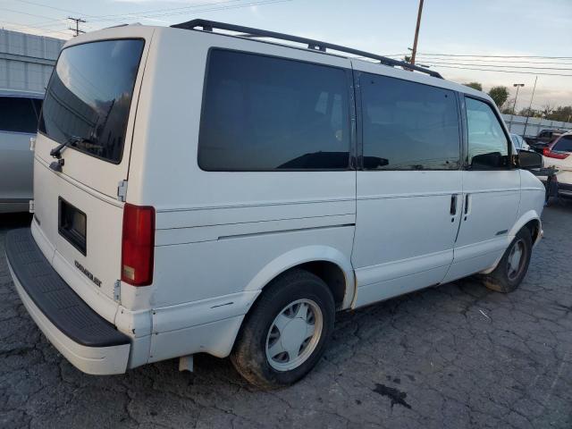 Photo 2 VIN: 1GNDM19WXXB134491 - CHEVROLET ASTRO 