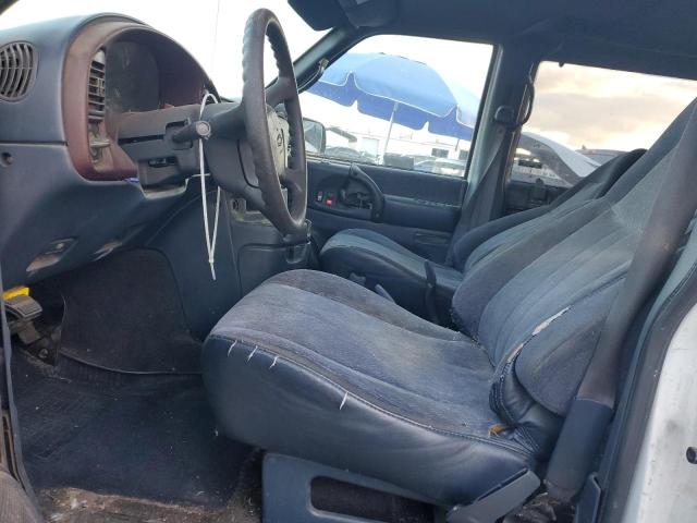 Photo 6 VIN: 1GNDM19WXXB134491 - CHEVROLET ASTRO 