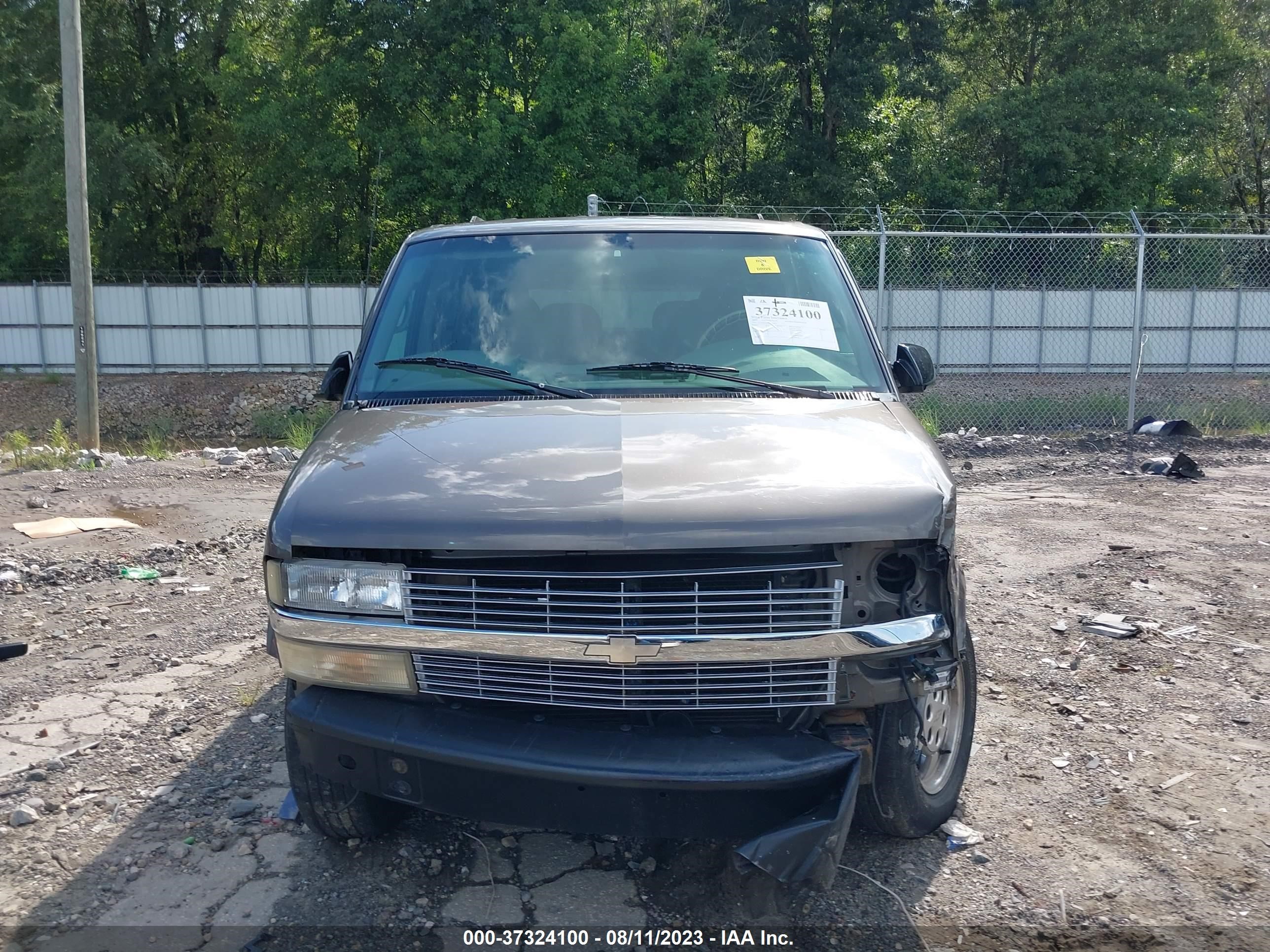 Photo 12 VIN: 1GNDM19X43B113543 - CHEVROLET ASTRO 