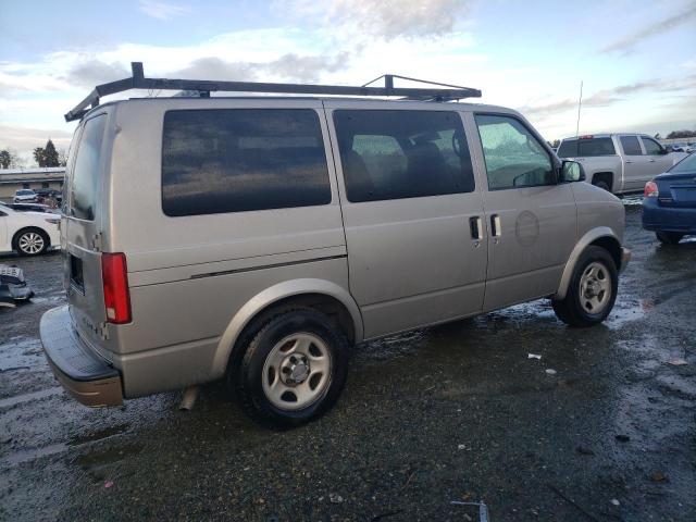 Photo 2 VIN: 1GNDM19XX5B125117 - CHEVROLET ASTRO 