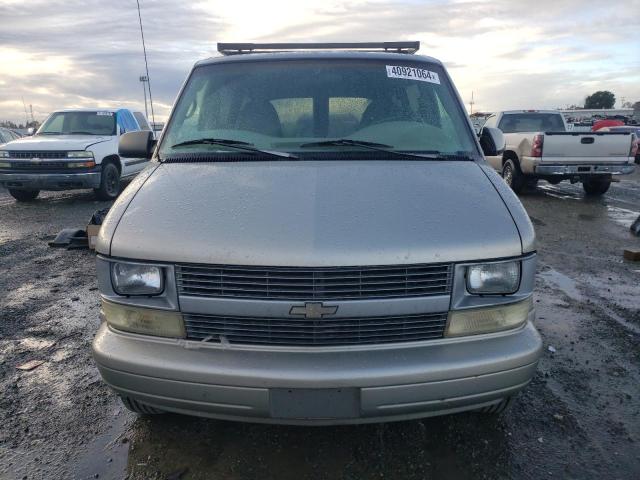 Photo 4 VIN: 1GNDM19XX5B125117 - CHEVROLET ASTRO 