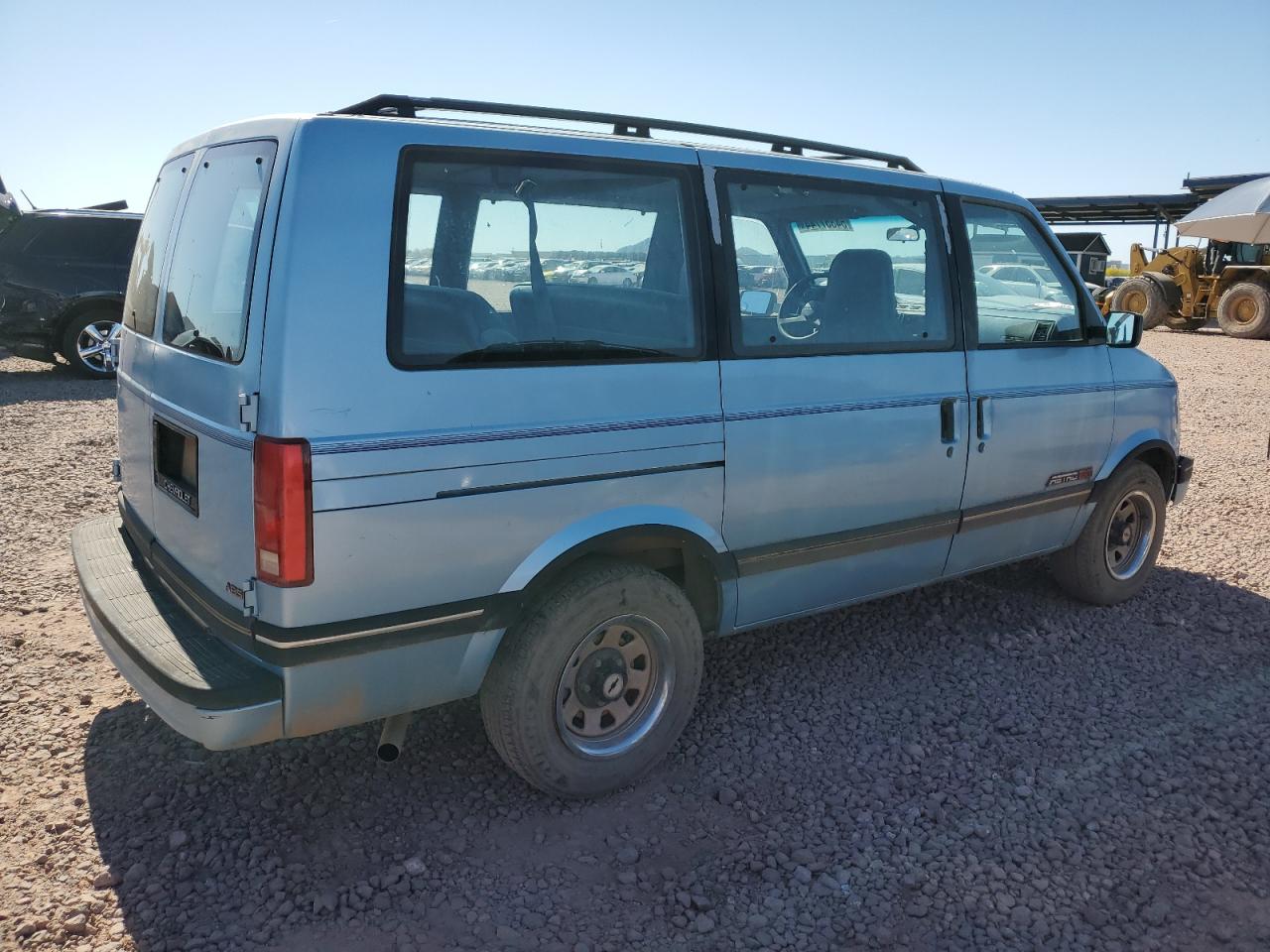 Photo 2 VIN: 1GNDM19Z1MB191264 - CHEVROLET ASTRO 