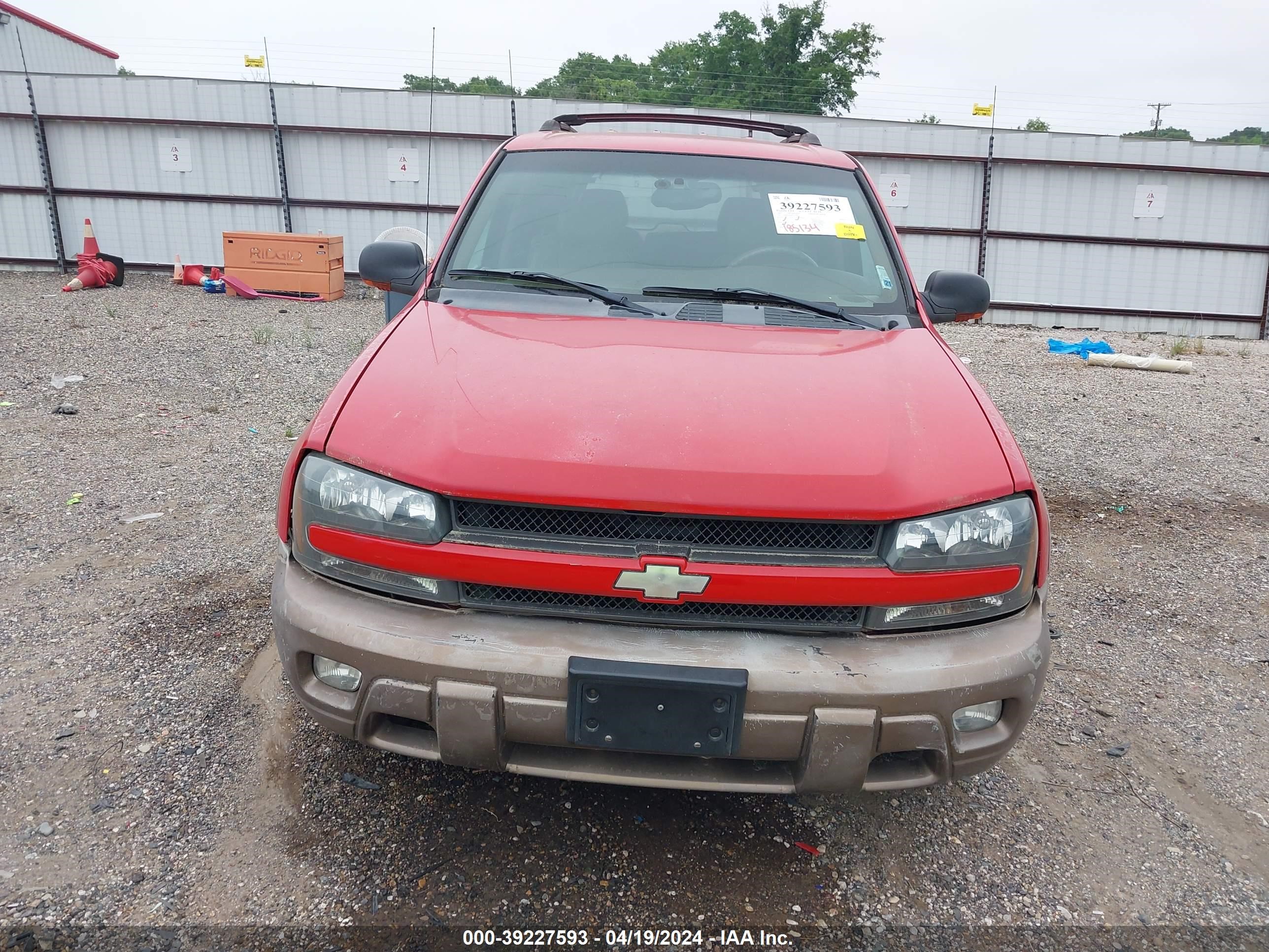 Photo 11 VIN: 1GNDS13S022237262 - CHEVROLET TRAILBLAZER 