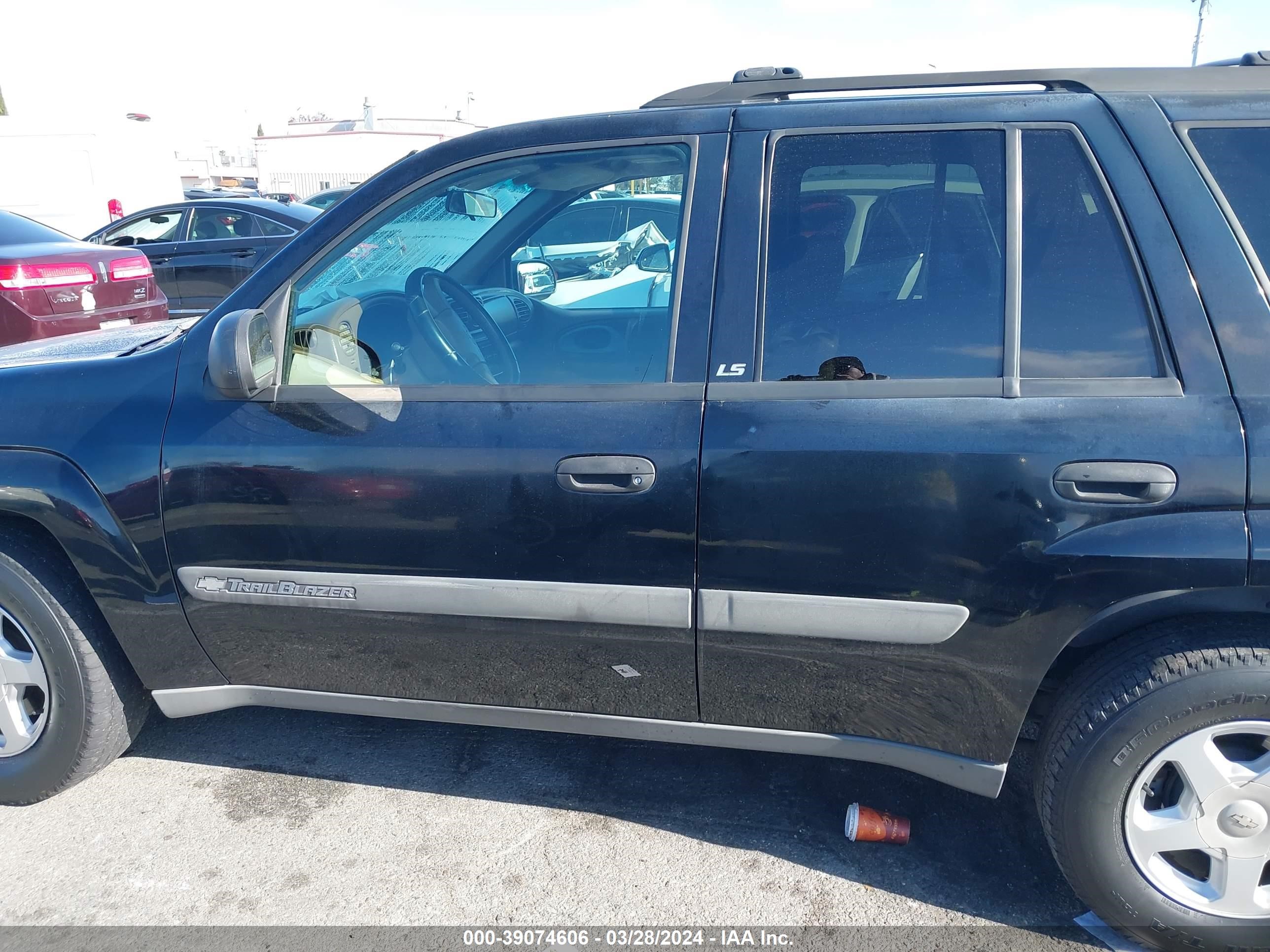 Photo 13 VIN: 1GNDS13S032217269 - CHEVROLET TRAILBLAZER 