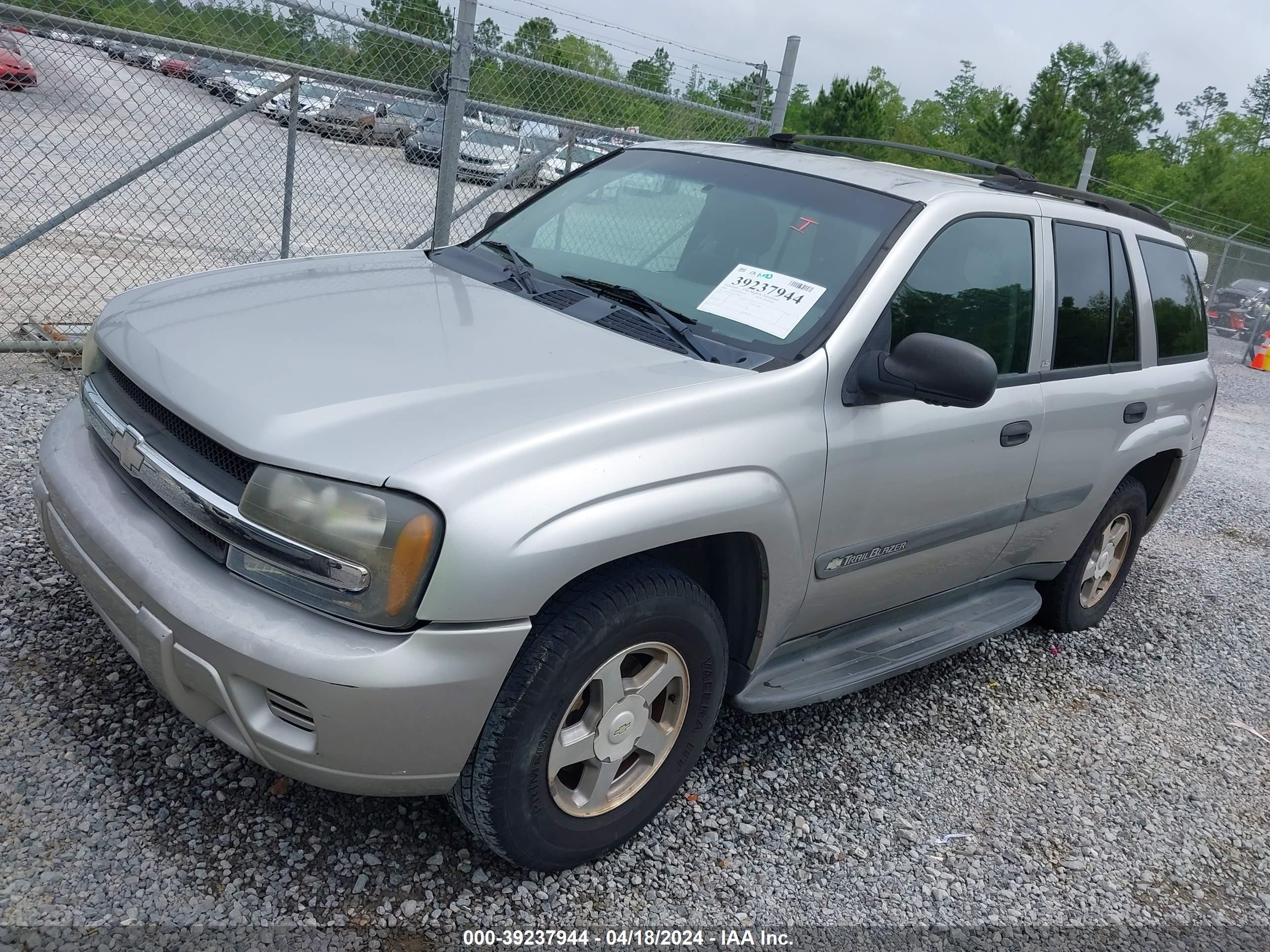 Photo 1 VIN: 1GNDS13S042229844 - CHEVROLET TRAILBLAZER 