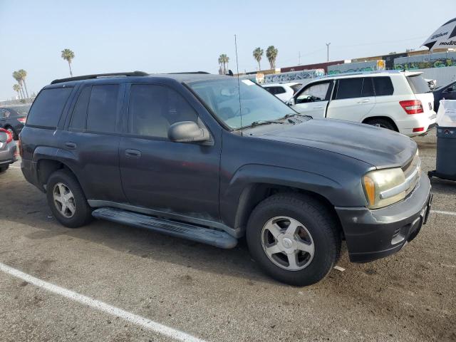 Photo 3 VIN: 1GNDS13S062104250 - CHEVROLET TRAILBLZR 