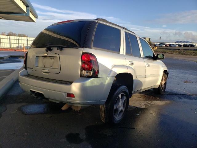 Photo 2 VIN: 1GNDS13S082134061 - CHEVROLET TRAILBLZR 