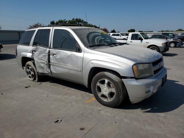 Photo 3 VIN: 1GNDS13S082193322 - CHEVROLET TRAILBLAZE 