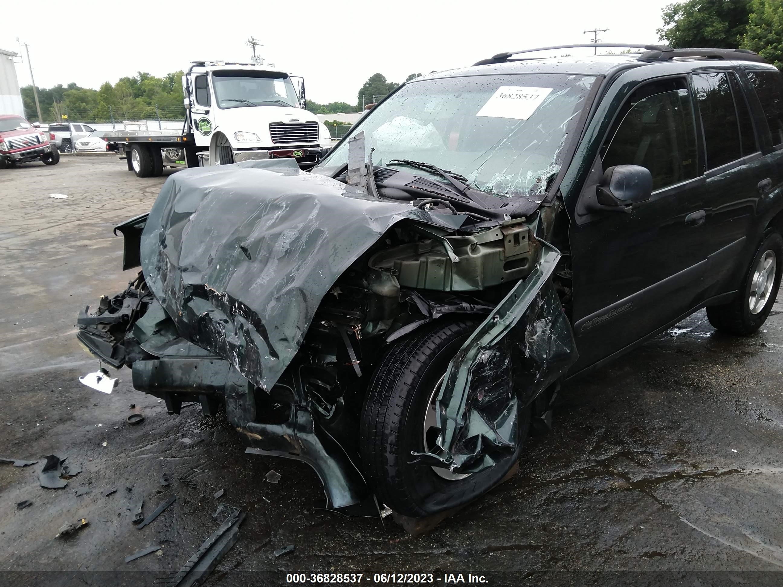 Photo 5 VIN: 1GNDS13S142123614 - CHEVROLET TRAILBLAZER 