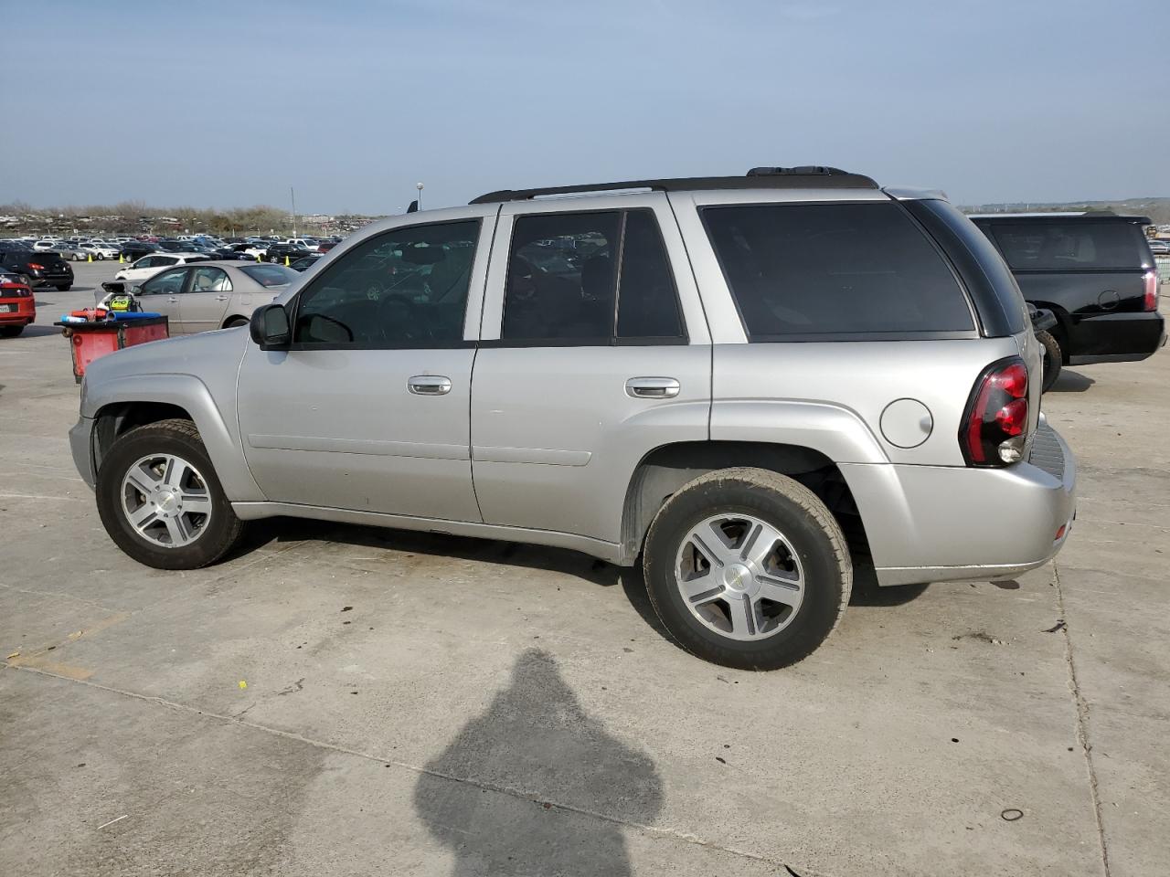 Photo 1 VIN: 1GNDS13S172246124 - CHEVROLET TRAILBLAZER 