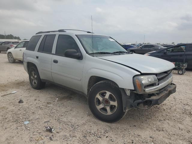 Photo 3 VIN: 1GNDS13S182144386 - CHEVROLET TRAILBLAZE 