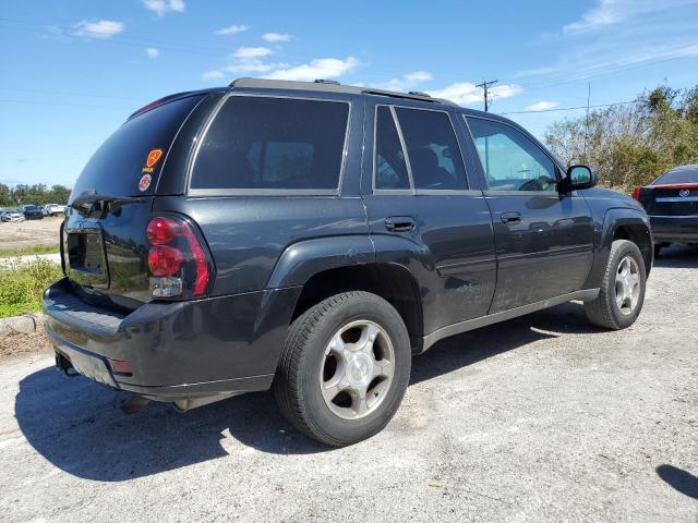 Photo 2 VIN: 1GNDS13S182154075 - CHEVROLET TRAILBLAZE 