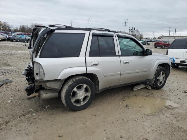 Photo 2 VIN: 1GNDS13S182155663 - CHEVROLET TRAILBLAZE 