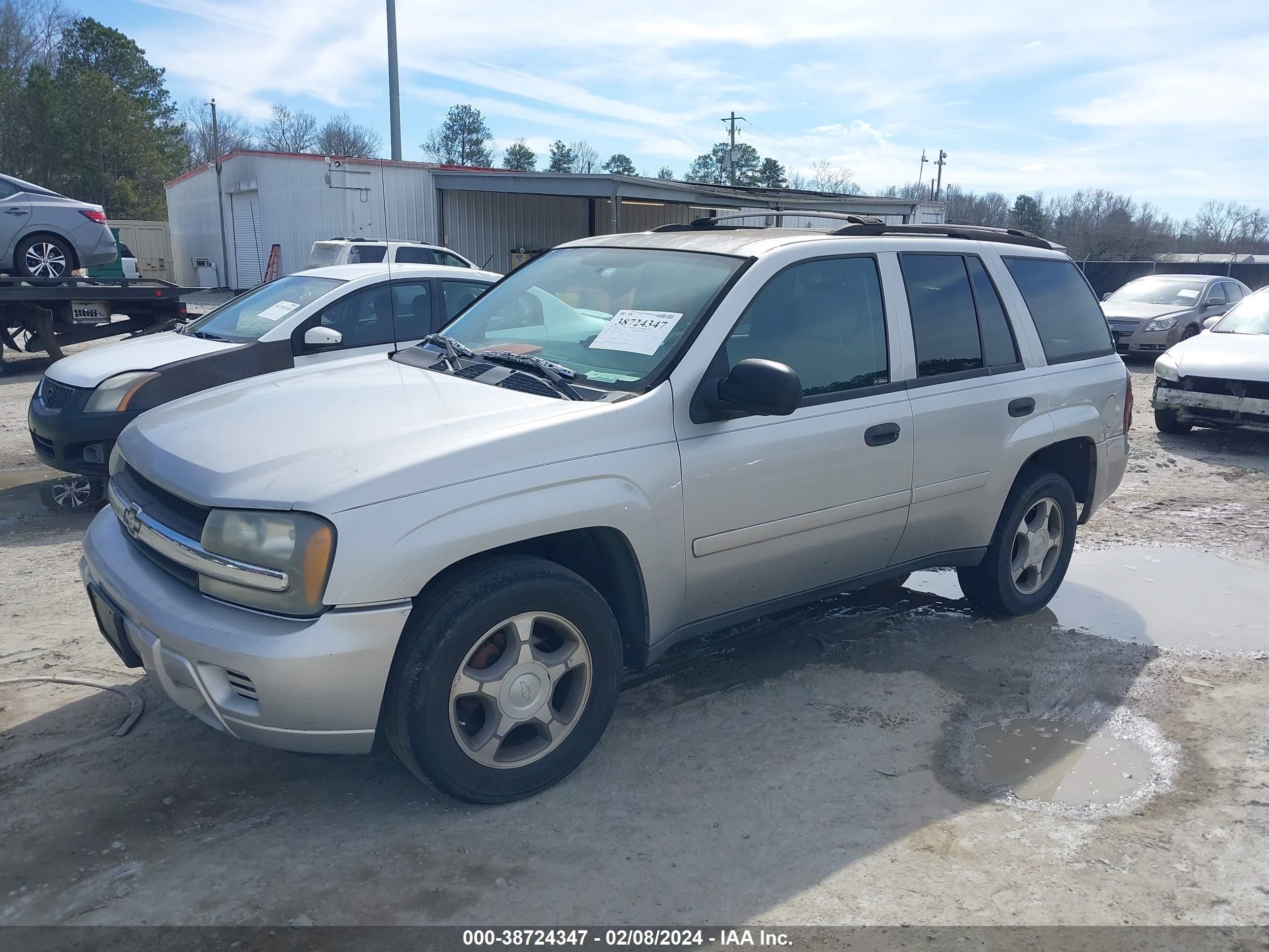 Photo 1 VIN: 1GNDS13S182236808 - CHEVROLET TRAILBLAZER 