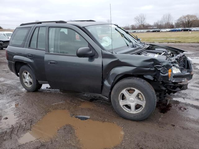 Photo 3 VIN: 1GNDS13S242371385 - CHEVROLET TRAILBLZR 