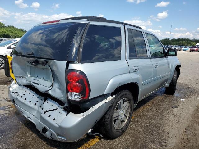 Photo 2 VIN: 1GNDS13S272206117 - CHEVROLET TRAILBLAZE 